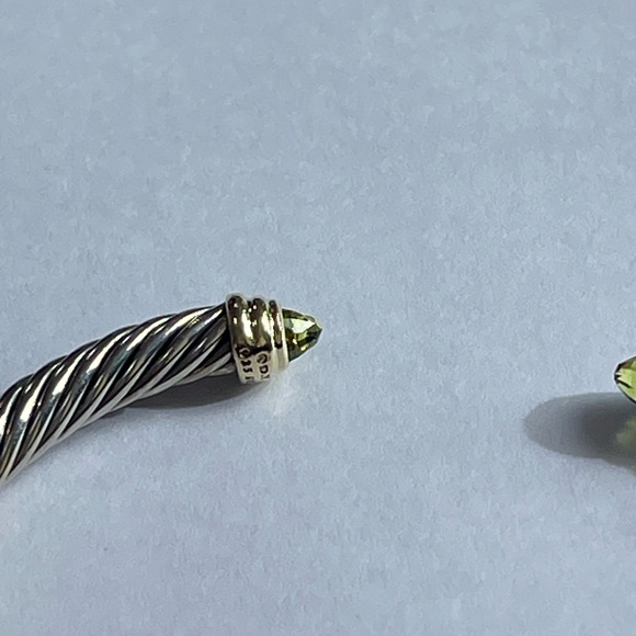 David Yurman Cable Classics Bracelet with 14k Gold & Peridot - Picture 5 of 10